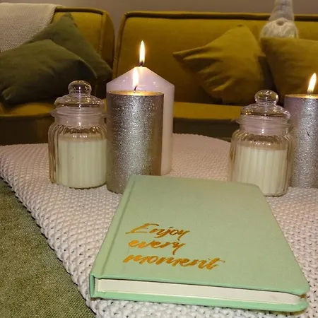 Blue Moon - Via Parigi Lejlighed *