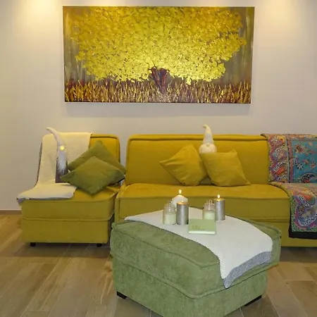 Blue Moon - Via Parigi Apartment *