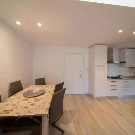 Blue Moon - Via Parigi Appartamento